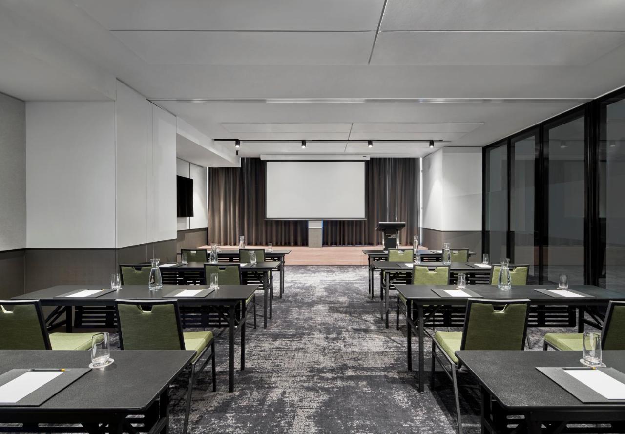 Courtyard By Marriott Melbourne Flagstaff Gardens Hotel Buitenkant foto