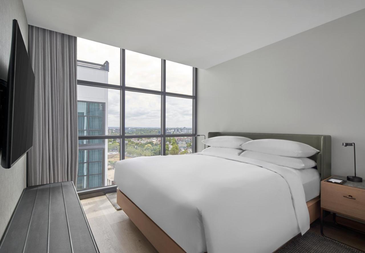 Courtyard By Marriott Melbourne Flagstaff Gardens Hotel Buitenkant foto