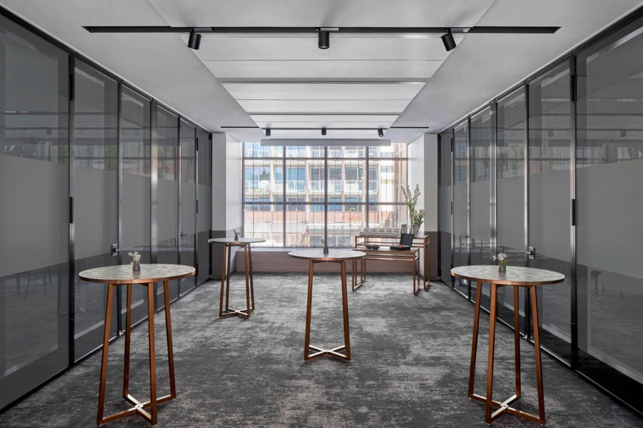 Courtyard By Marriott Melbourne Flagstaff Gardens Hotel Buitenkant foto