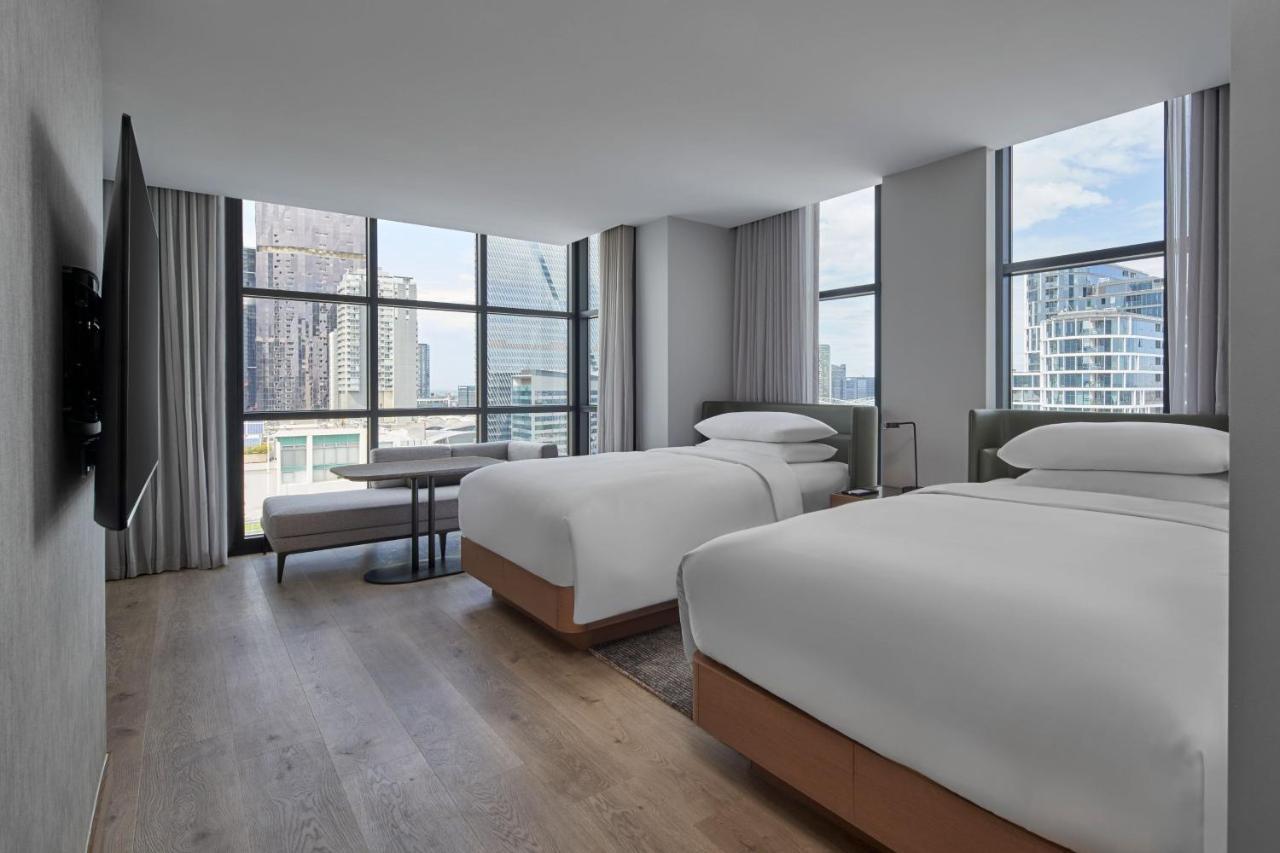 Courtyard By Marriott Melbourne Flagstaff Gardens Hotel Buitenkant foto