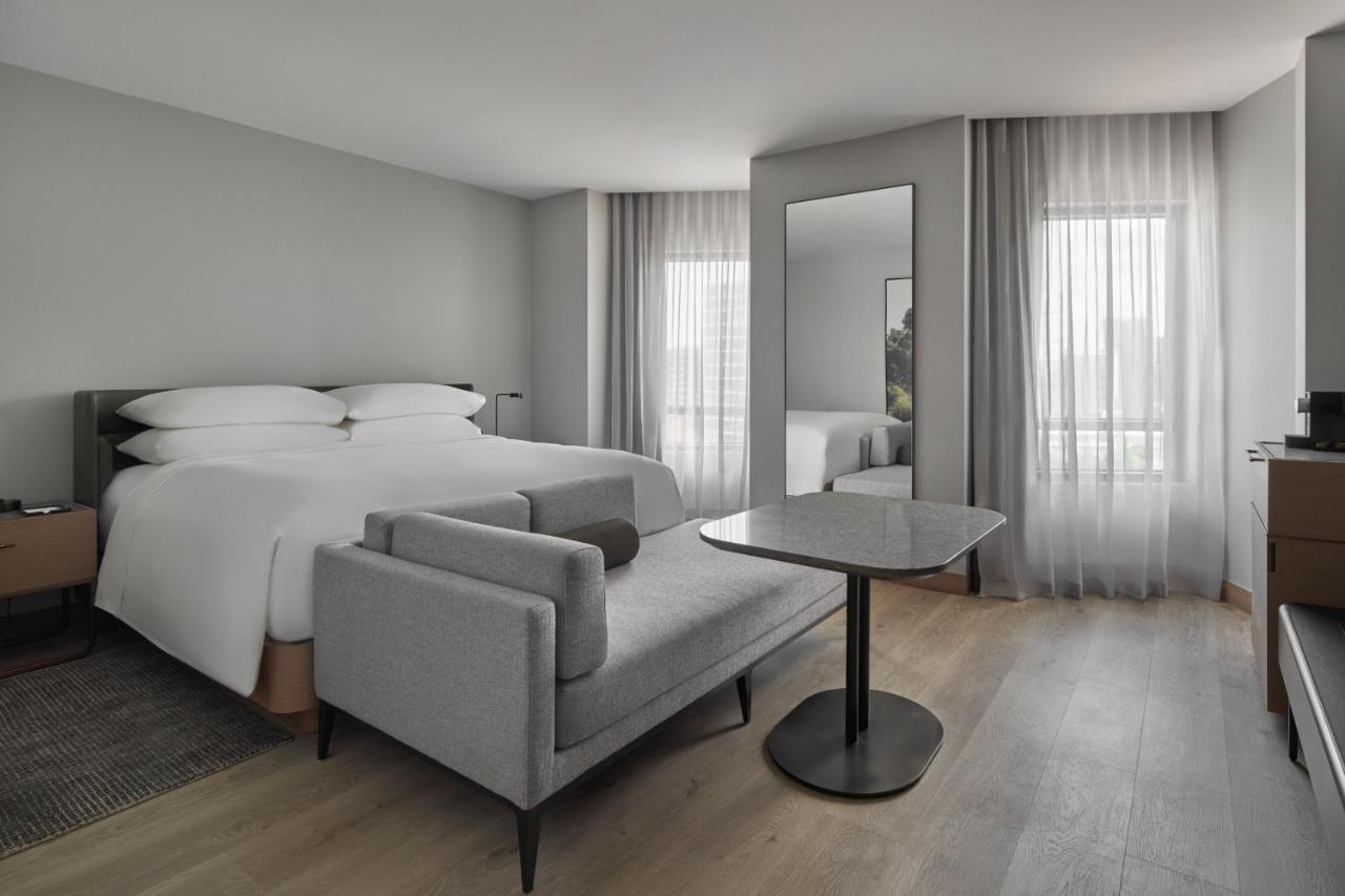 Courtyard By Marriott Melbourne Flagstaff Gardens Hotel Buitenkant foto